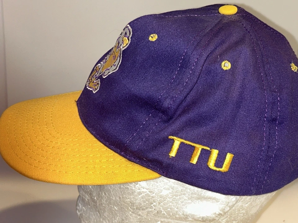 VINTAGE THE GAME TEXAS TECH UNIVERSITY TTU GOLDEN EAGLES HAT CAP FITTED 7 1/2 - Image 3 of 4