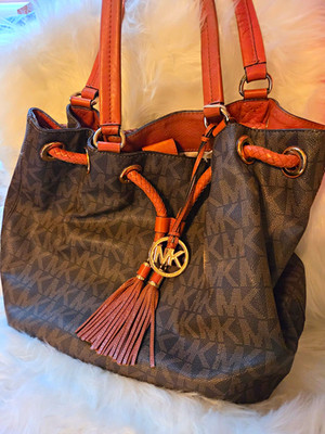 Large Michael Kors Brown/Tan Monogram Tote , Drawstring, Tassel Charm, Gold HW
