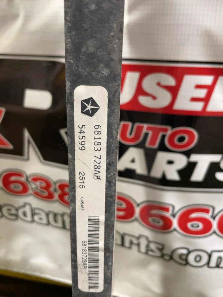 ✅ Enfriador de aceite de transmisión Chrysler 200 2016 N.º de parte: 68183728AB Foto 4 de 4