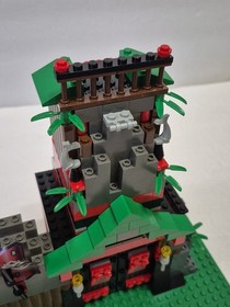 LEGO Ninja: Robber's Retreat (6088). Not Complete. Missing Pcs & Instructions