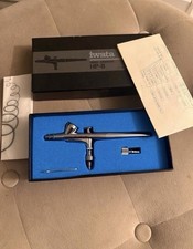 Iwata HP-B Airbrush  Japan Spritzpistole Und Halterung