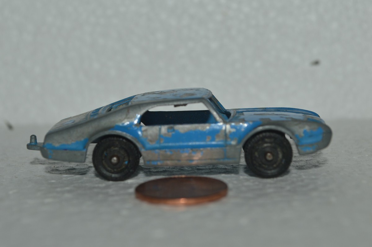 Vintage Tootsietoy Oldsmobile TORONADO Blue Color Chicago USA 1:87
