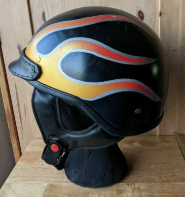 MOTORCYCLE HALF HELMET W/FLAME DETAIL BY LDN. DOT KYLIE KY-205 FMVSS NO.218