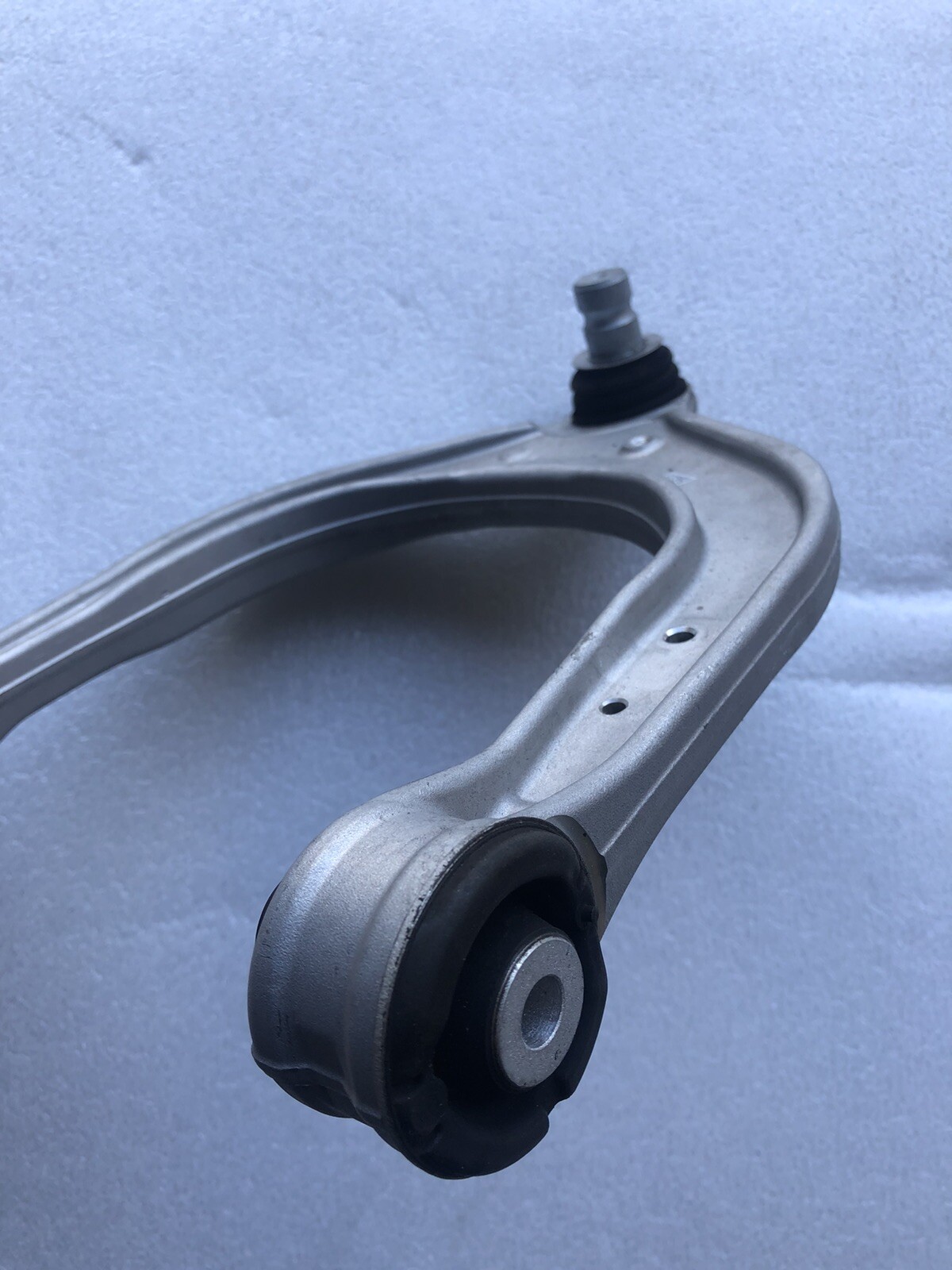 BMW C7 FRONT LEFT UPPER CONTROL ARM OEM 6883115 Free Local Pick Up  