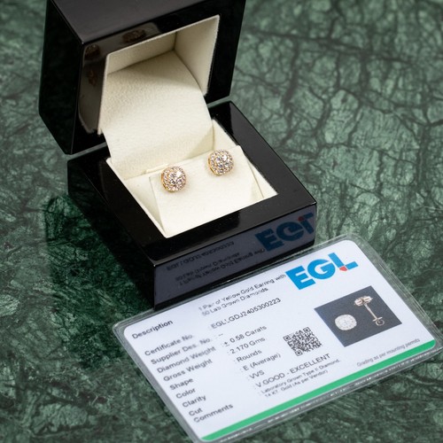 Pendientes pequeños de diamantes cultivados en laboratorio de 0,58 quilates en forma cuadrada de oro amarillo de 14 quilates VVS 0,58 quilates - Imagen 5 de 7