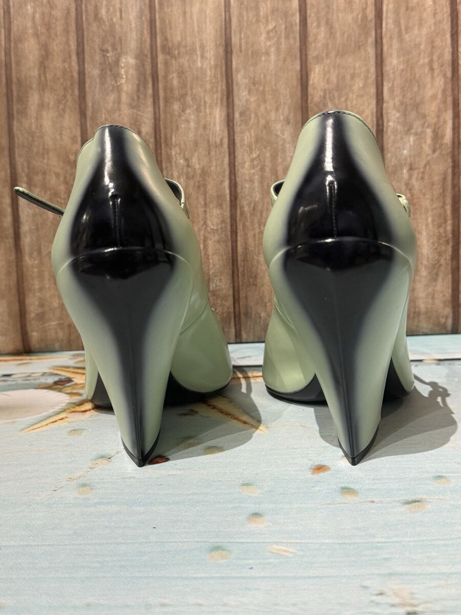 PRADA Modellerie Leather Mary Jane Triangle Logo Pumps Heels PRADA Modellerie Leather Mary Jane Triangle Logo Pumps Heels