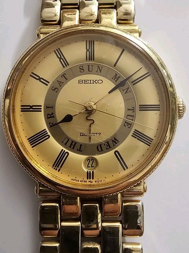 Vintage Seiko Watch 6F26-6019 In Working Condition. - Picture 4 of 9