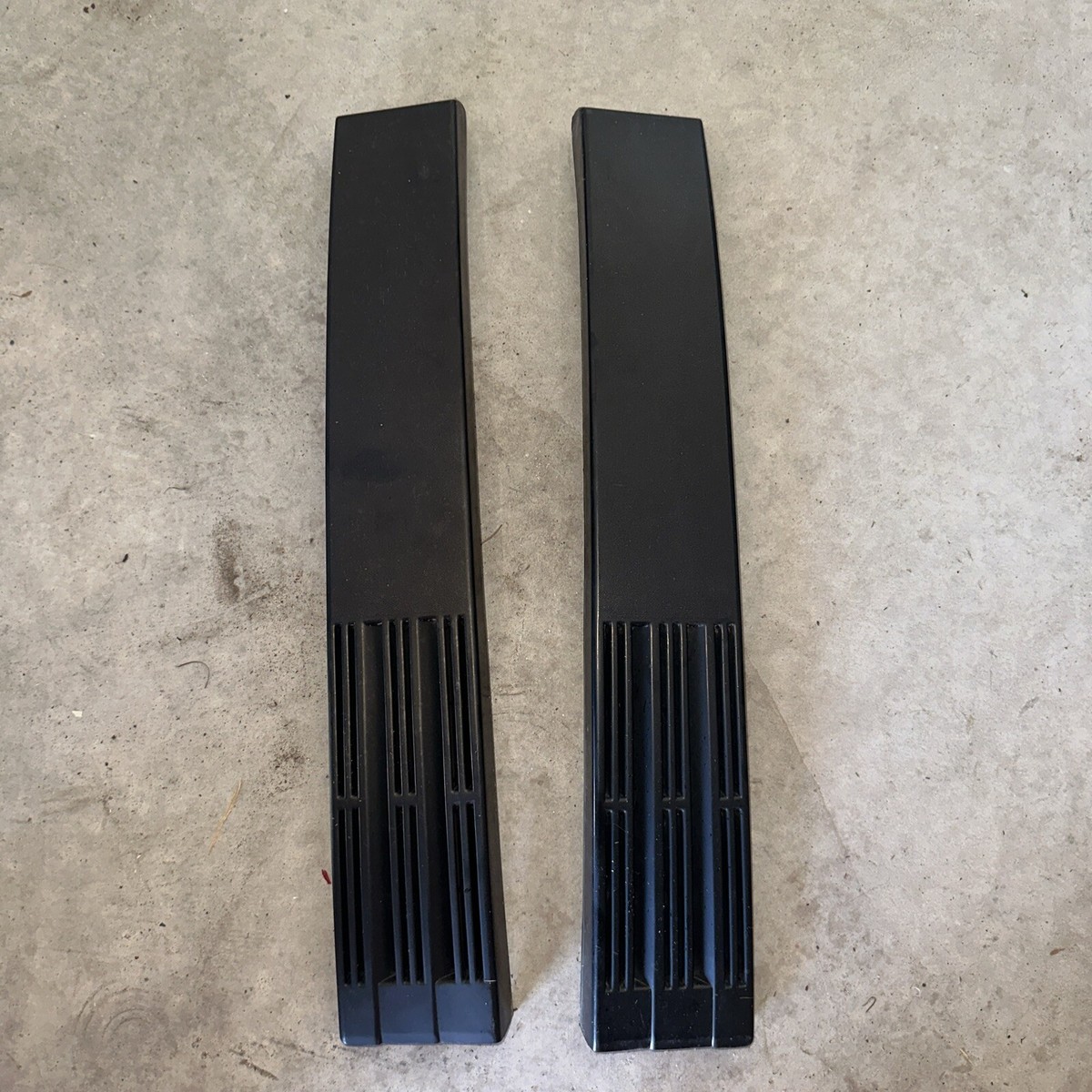 84-88 Toyota Pickup Regular Cab B Pillar Trim Pair 62905-89101