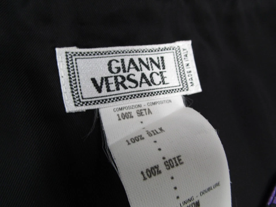 Colete Gianni Versace Masculino 54 Roxo Preto Seda Feito na Itália Medusa Botões Estrelas - Imagem 2 de 4