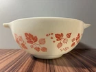 Vintage Pyrex 2.5 QT Cinderella Mixing Bowl 443 Pink Gooseberry Pattern 1950’s