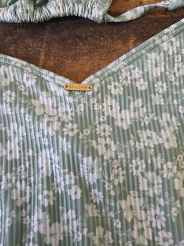 Hollister 2 Piece Green And White Small Floral Print Bikini Size Medium ... - Picture 7 of 7