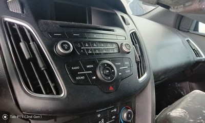 FOCUS     2017 Audio Equipment Radio 801751