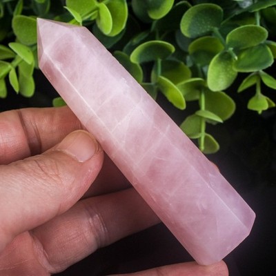 89g 99mm Pink Rose Quartz Tower Natural Crystal Point Obelisk Healing Wand