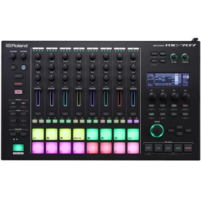 Roland MC-707 Groovebox Audio/MIDI Recorder Sequencer Synthesizer w/ Effects