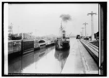 8" x 10" Photo 1900 Panama Canal. Miraflores Lock