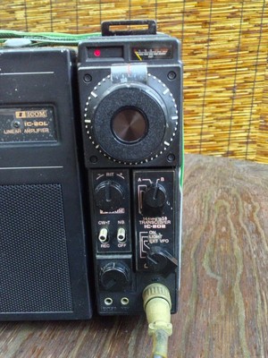 ICOM IC-202 Transceiver IC-3PS AC Power Supply IC-20L Linear ICOM IC-202 Transceiver IC-3PS AC Power Supply IC-20L Linear