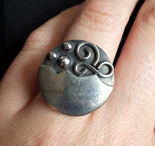 Vintage Sterling Silver Ring Size 7 Womens Modernist Mountain Scene Artisan Star