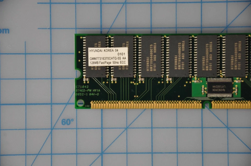 Hyundai 128MB SDRAM ECC PC-100 100Mhz Memory GMM77316370CHTG-5S - Image 2 of 3