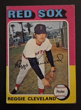 1975 Topps - Reggie Cleveland - #32 - Red Sox - Pitcher