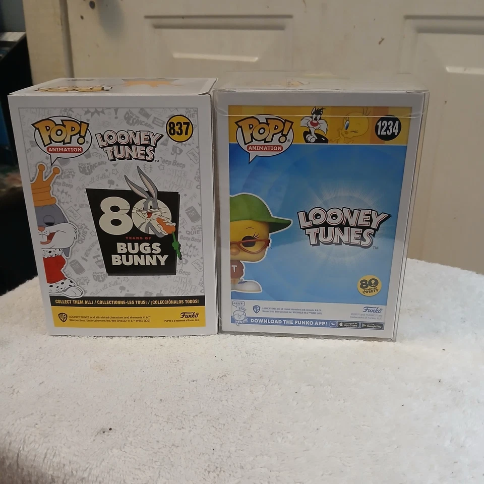 Vinilo Piolín en Suéter Funko Pop #1234 SDCC 2023 Looney Tunes + King Bugs Target Foto 2 de 2