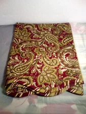 Waverly Burgundy/Beige Paisley Rod Pocket Curtain Valance 48'' x 14'' (2 Ava.)
