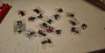 Hall Mega Construx Figure Lot Of  18  new sealed bag  halo.and more