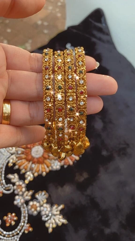 Bangles jewellery sale
