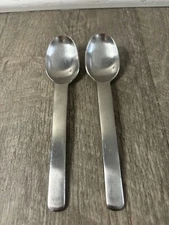 2 - SPLENDIDE BLIZZARD Pattern 18/8 Stainless 7.5" Oval Soup Spoons Korea