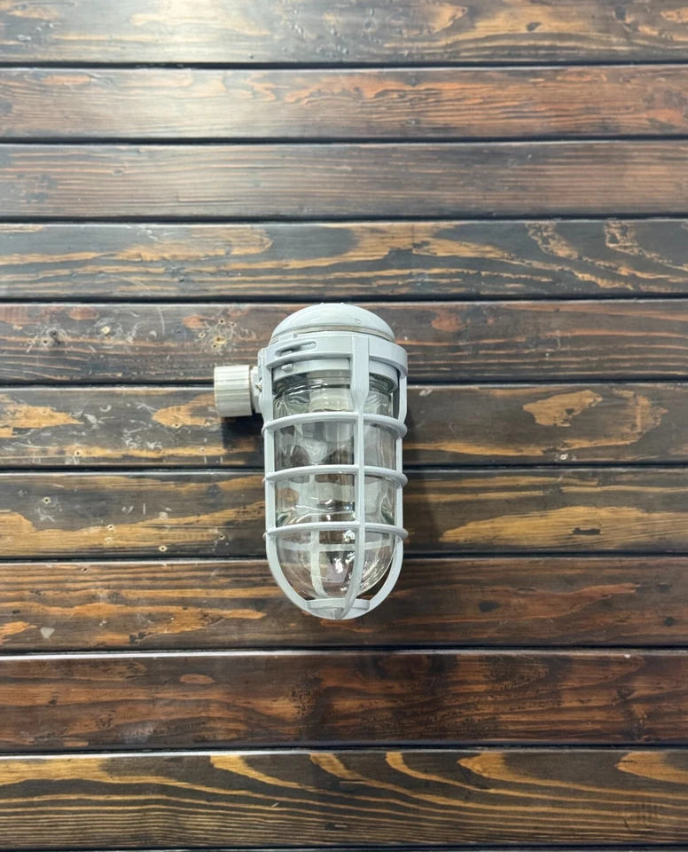 Vintage Lithonia Wall Light – Aluminum Exterior Fixture Retro China Made - Image 3 of 4
