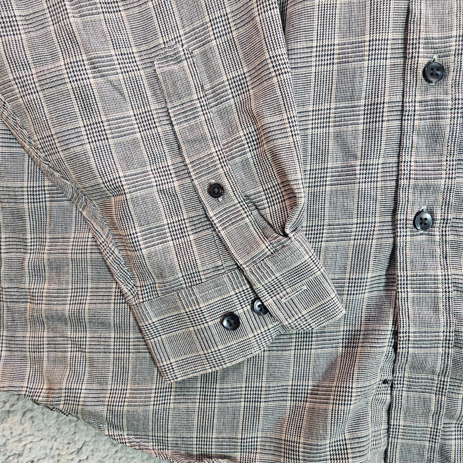 Lot of 2 -16 16.5 Van Heusen Dress Shirt Button Up Long Sleeve - Striped & Plaid thumbnail 12