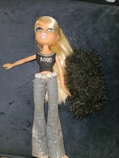 Bratz Forever Diamondz Cloe Doll With Angel Shirt, Jeans, Shoes, Jacket