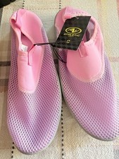 ATHLETIC WORKS Women&rsquo;s Size 9 Water Shoes Aqua Socks Mesh Slip-On &bull; Pink