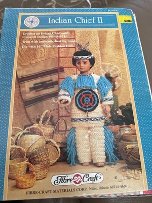 Fibre Craft ''Indian Chief 11'' gehäkeltes Puppenkleid Muster FCM376