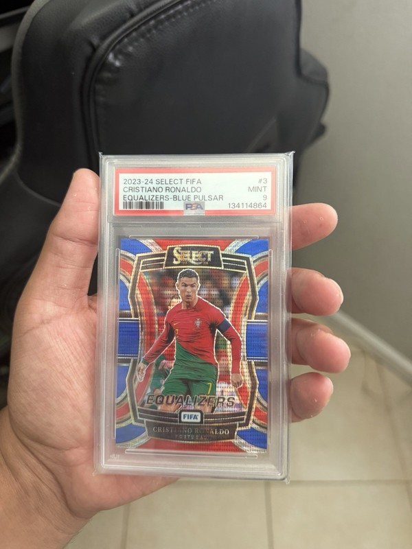 Cristiano Ronaldo 2023-24 Panini Blue Pulsar Prizm Select FIFA Equalizers #3