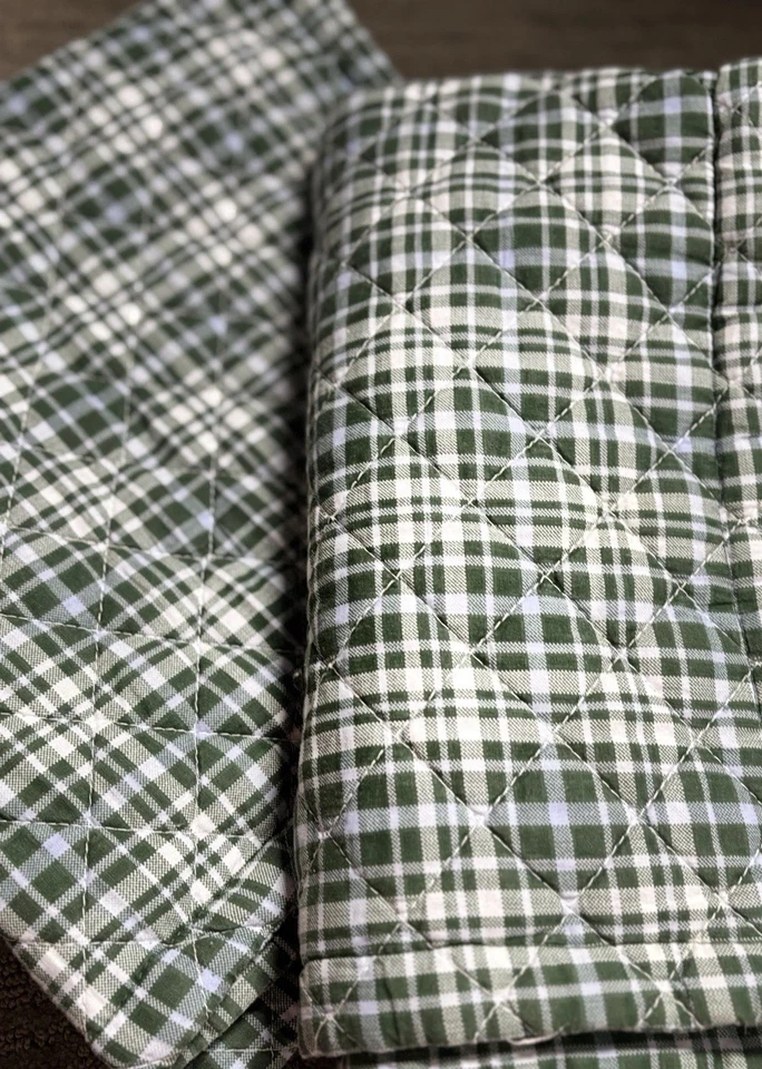 Laura Ashley 2/26x26 Green Blue Plaid Preppy Euroshams Vintage Old Money - Image 4 of 4