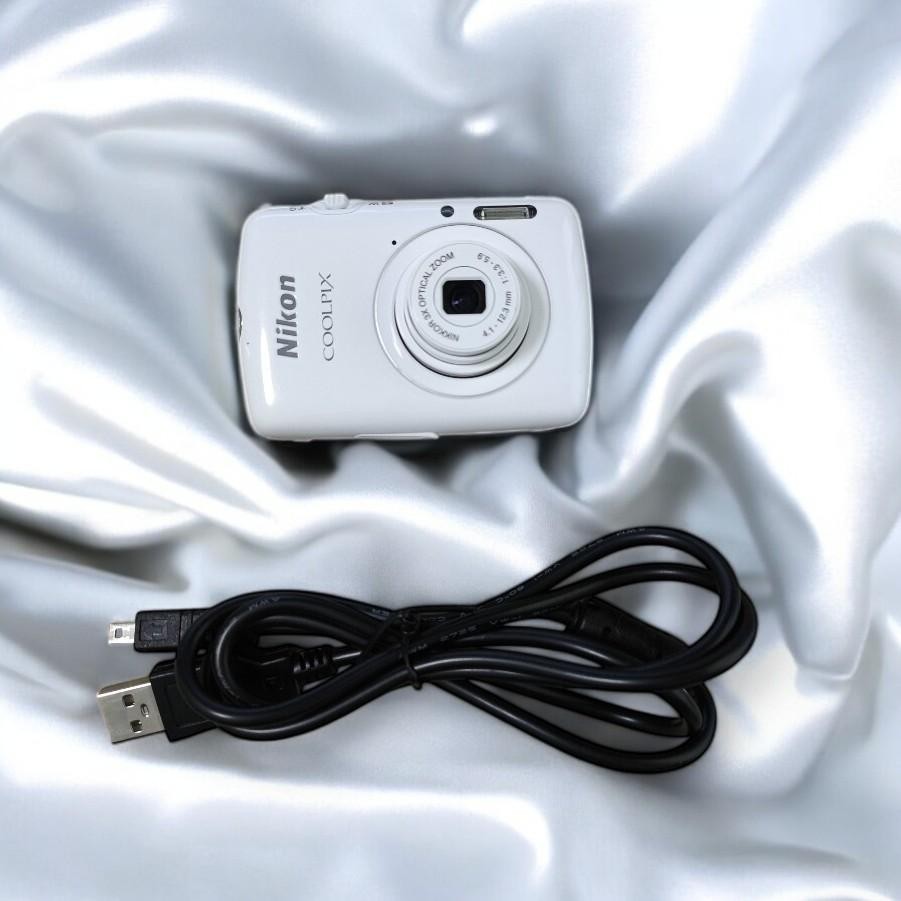 EXC+5] Nikon Coolpix S01 White Compact Digital Camera 10.0MP 3x