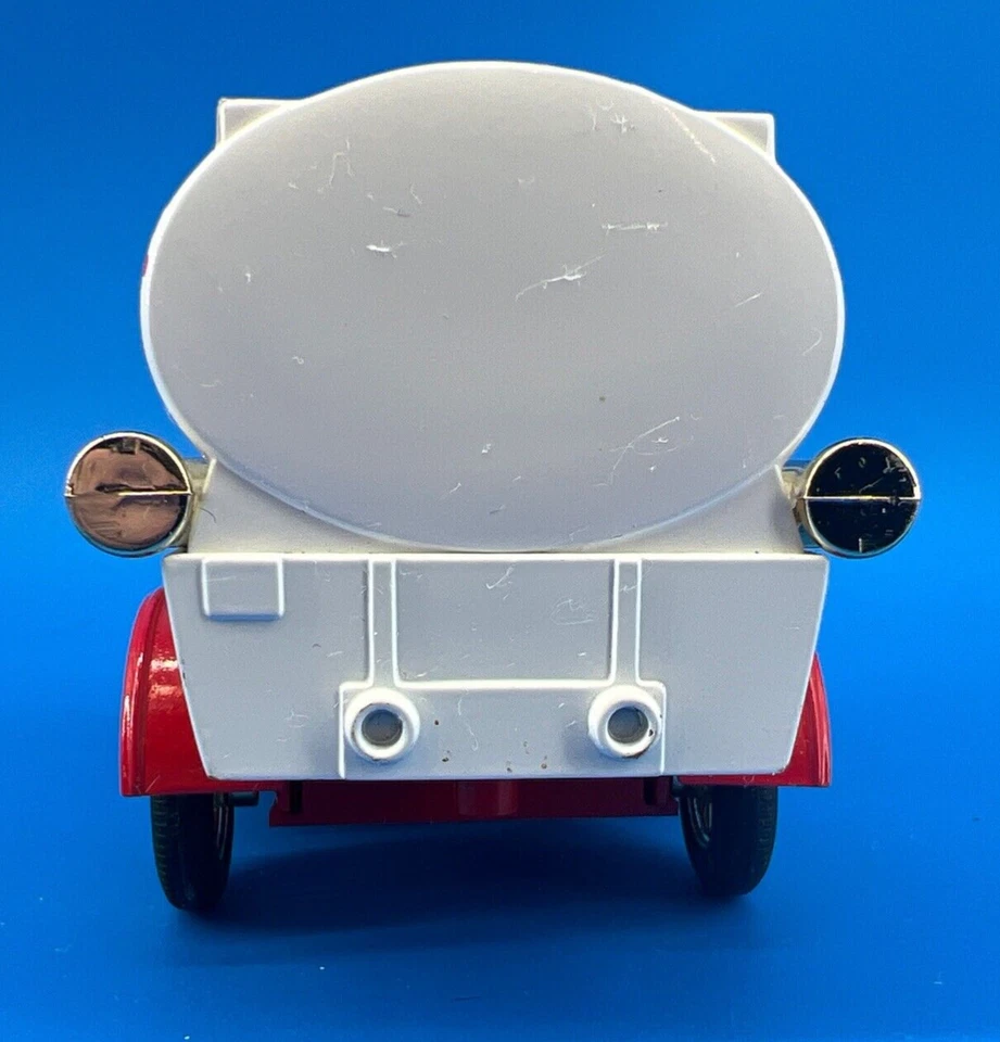 Banco de monedas de colección Pepsi Cola "100 años" rojo/blanco camión fundido a presión con llave. Foto 4 de 4