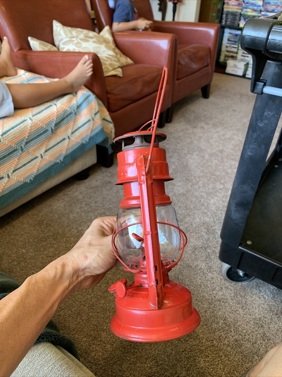 Vintage 1950's MCM Beautiful RED Lantern Kerosene Oil Lamp Japan