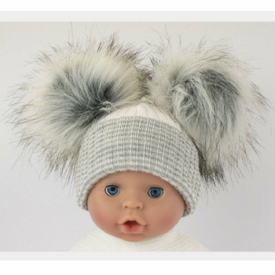 Pom Poms Knitted Red 