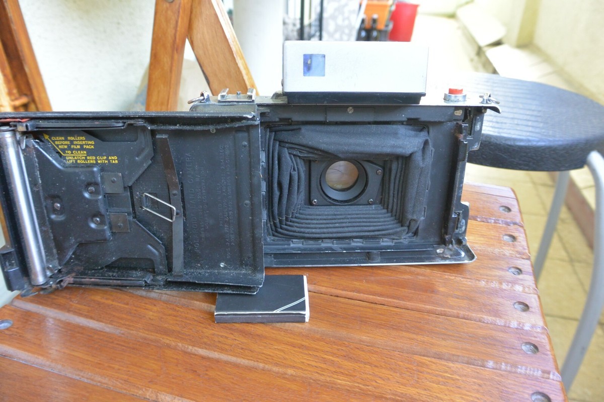 Vintage Polaroid Land Camera Model 180 w/ Tominon 114mm f4.5 Lens