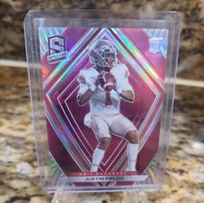 2021 Panini Chronicles Draft Picks - Spectra Pink #280 Justin Fields (RC)