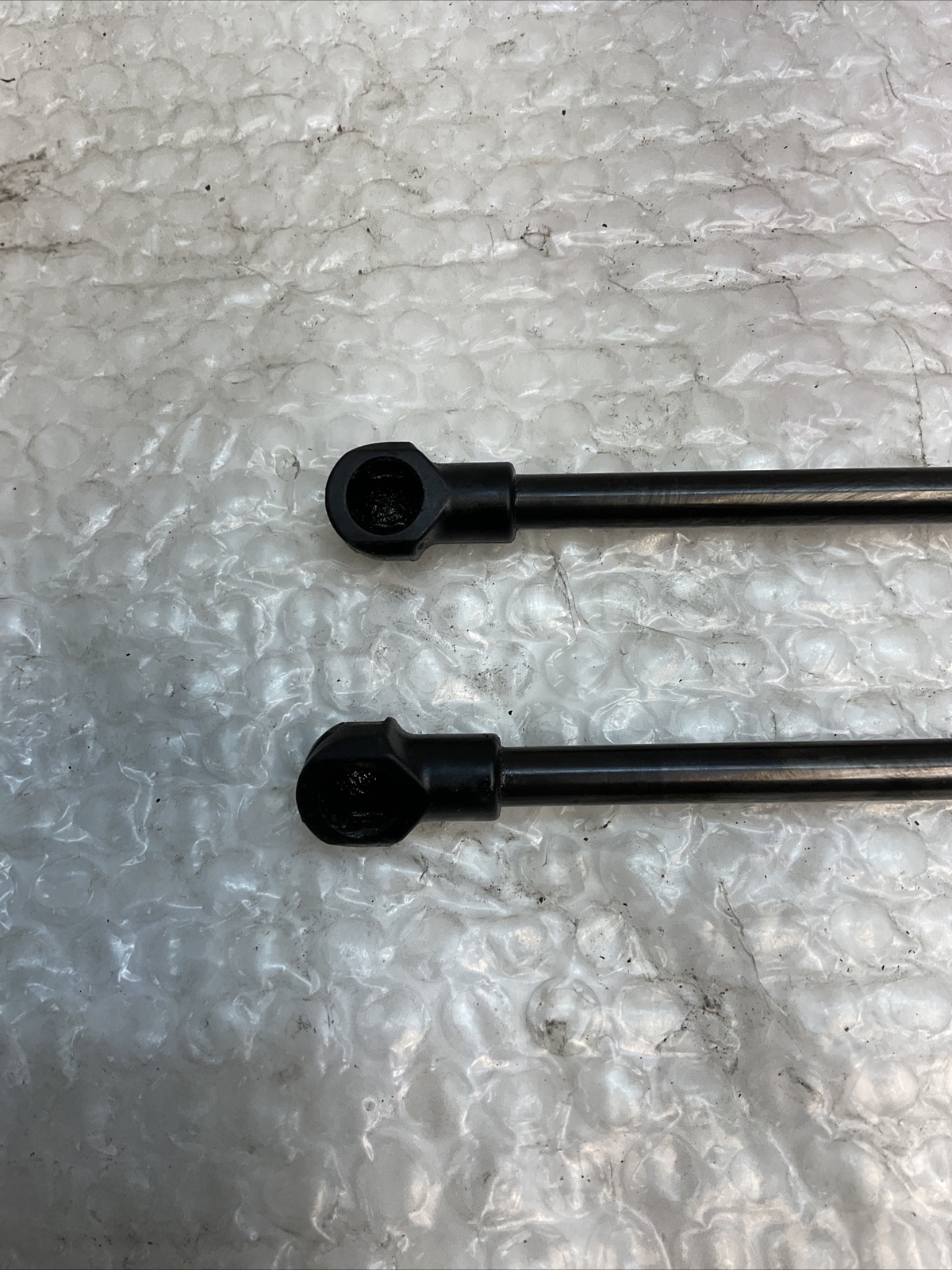 05 06 07 08 09 10 Bentley Flying Spur Hood Lift Shock Damper Set OEM 3W0823475B
