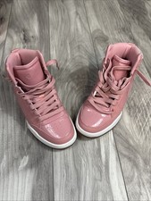 Champion Women  s 8.5 Arena Power Hi W Rose Pink/White Gum Bottom