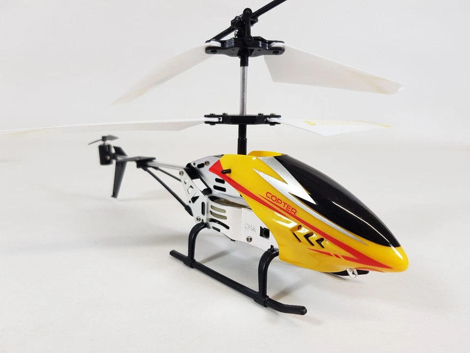 Remote Control Helicopter RC 3.5CH 2.4GHz Alloy Gyro Kids Gift 14+ UK - Image 2 of 4