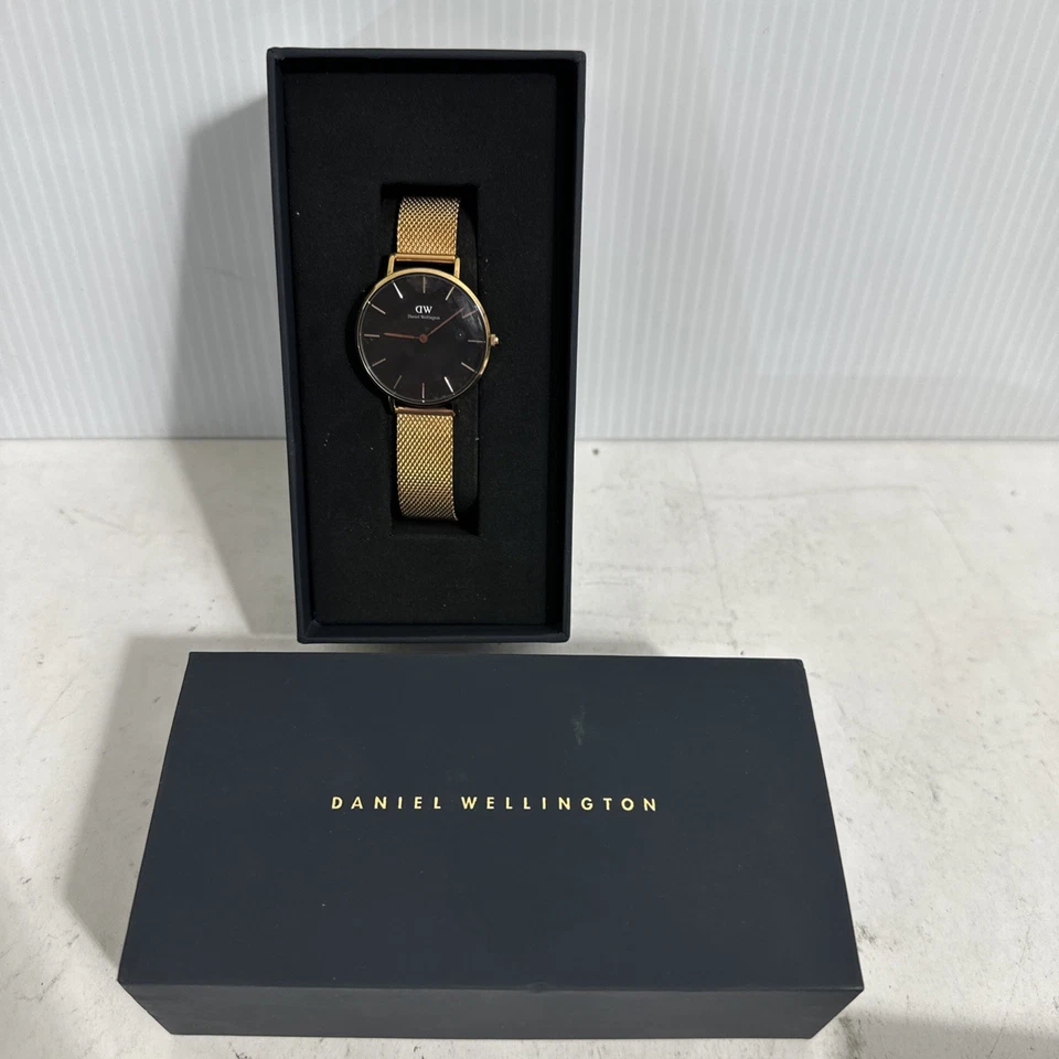 Reloj Daniel Wellington Petite Oro Rosa Acero Inoxidable (316L) 32mm, Negro M-NE Foto 3 de 4