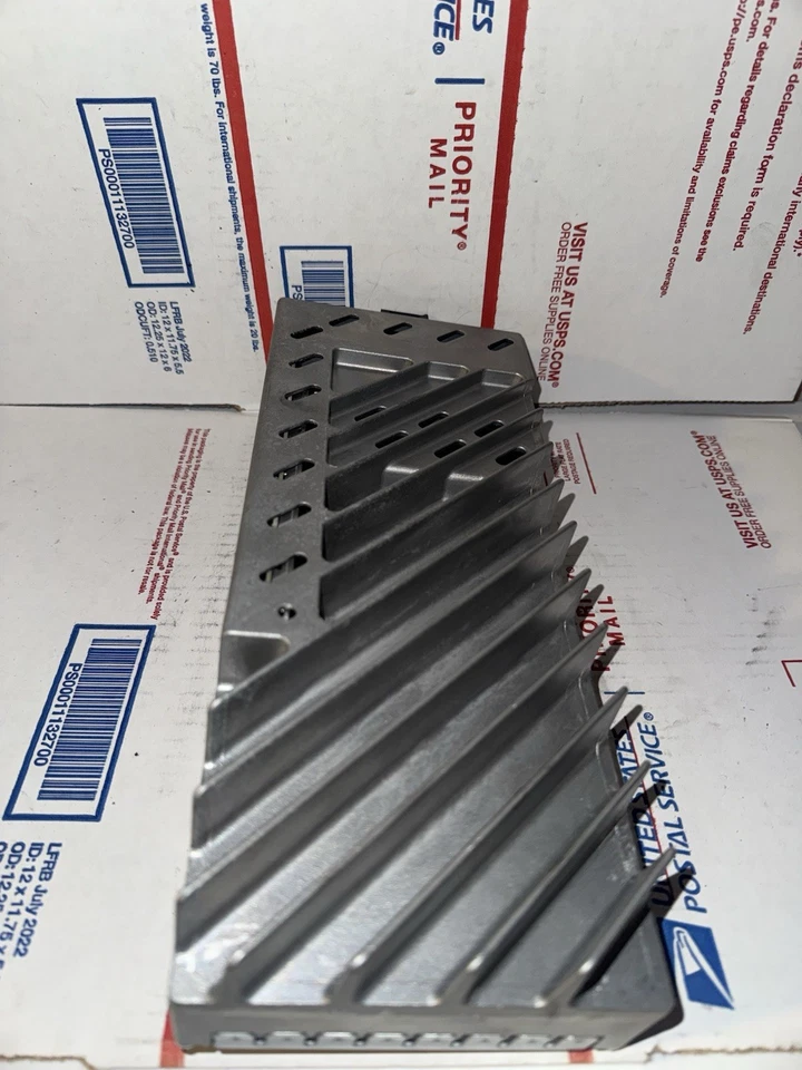 Amplificador de audio BMW 650i Harman Becker 2012-2016 OEM 9264953 Foto 2 de 4