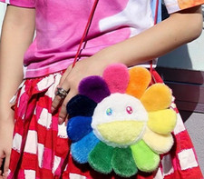 Pochette peluche fleur Takashi Murakami Kaikai Kiki arc-en-ciel x blanc 7,9" ...
