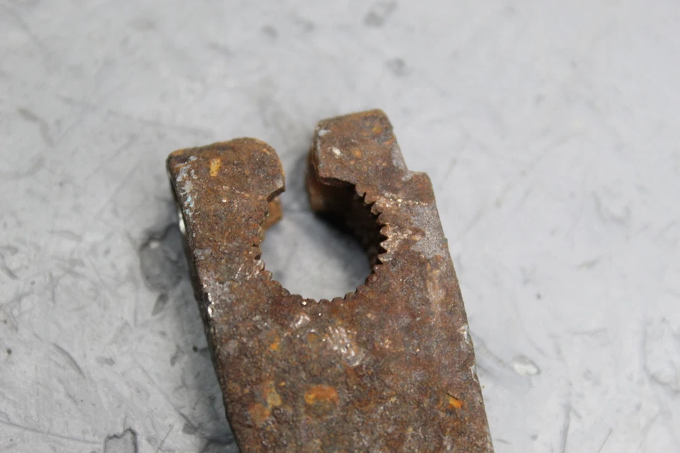 Yamaha XT125 1983 juego trasero derecho pedal freno 2Jx-27211-00-90 Foto 4 de 4