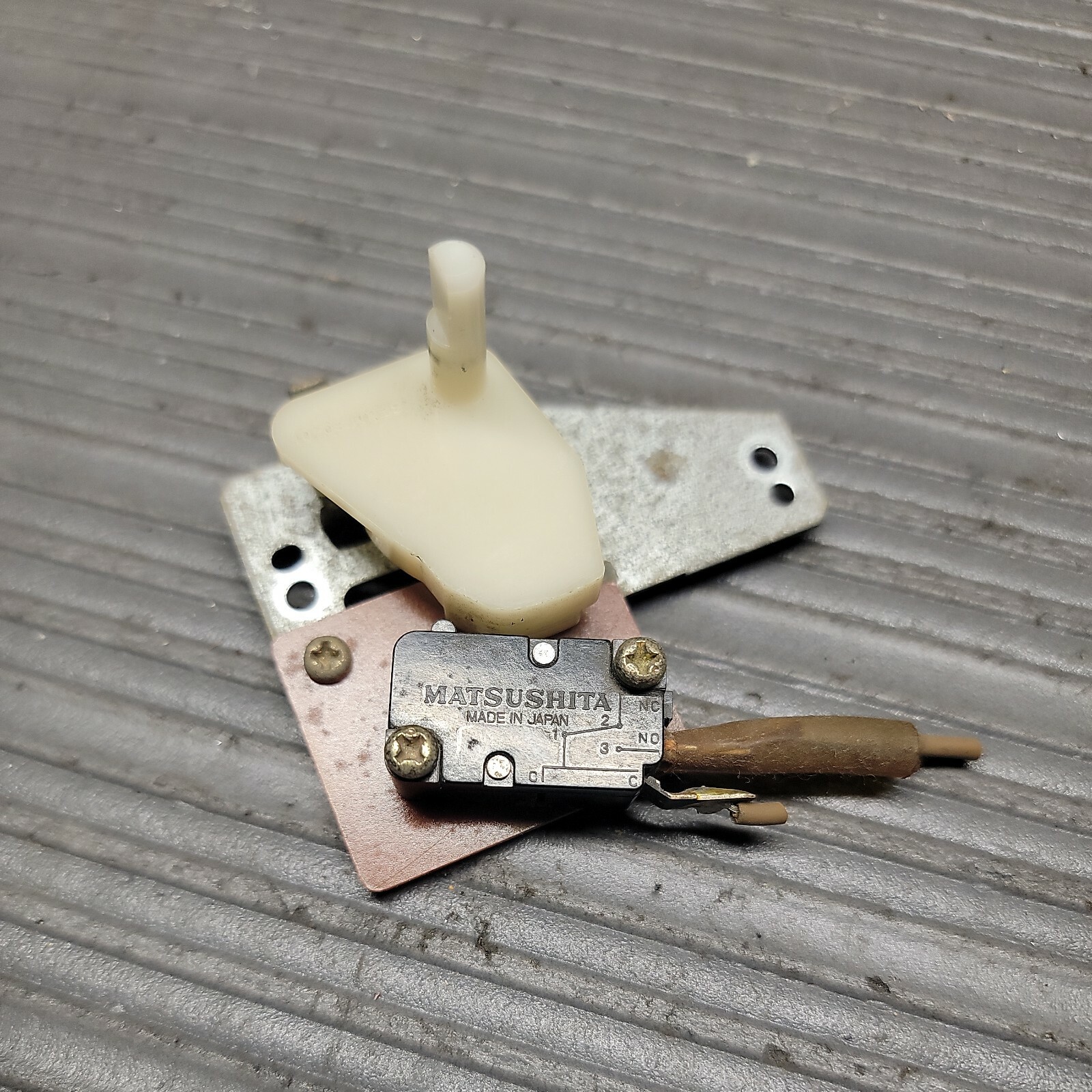 Technics SL 1800 vintage audio equipment - eBay listing photo 1