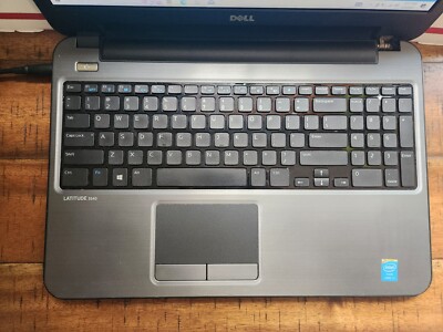 Dell Latitude 3540 15''(Intel Core i3 @ 1.7GHz,4GB Ram,500GB HDD